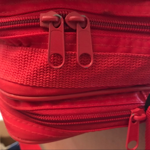 Sanrio Hello Kitty RED Classic backpack/travel bag - Picture 6 of 15